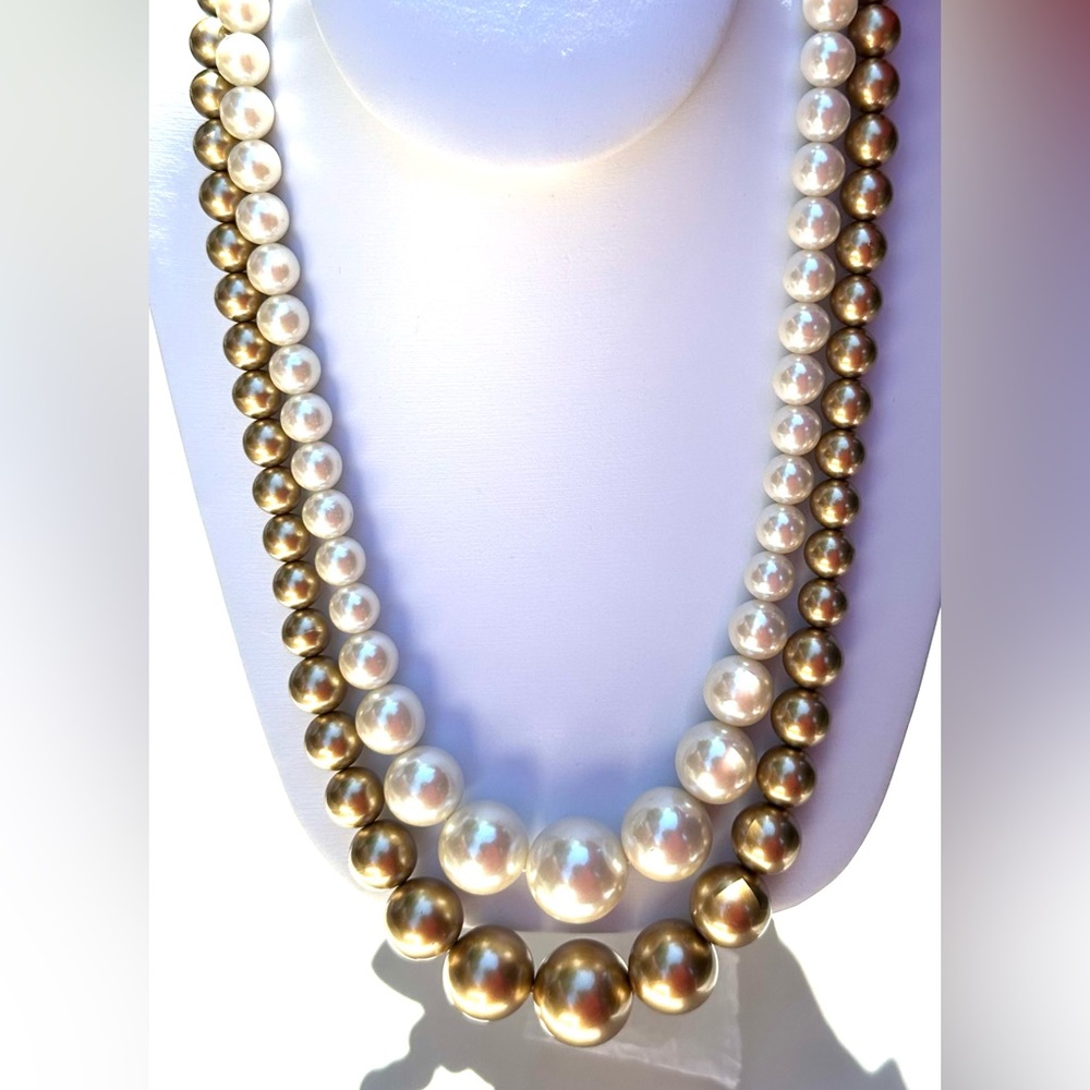 Elegant 50% off DOUBLE Strand Faux Pearl Necklace UNSIGNED Classic Rich Beauty